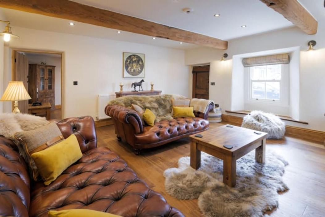 5 Star Cottage On The Green With Log Burner - Dog Friendly Austwick Bagian luar foto