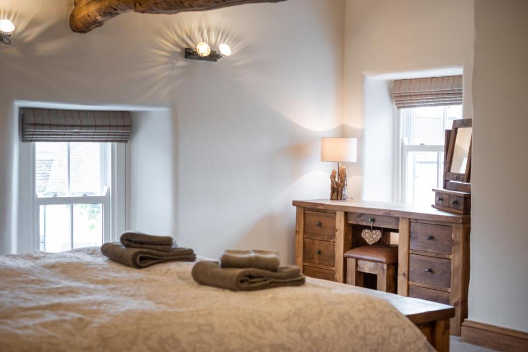 5 Star Cottage On The Green With Log Burner - Dog Friendly Austwick Bagian luar foto