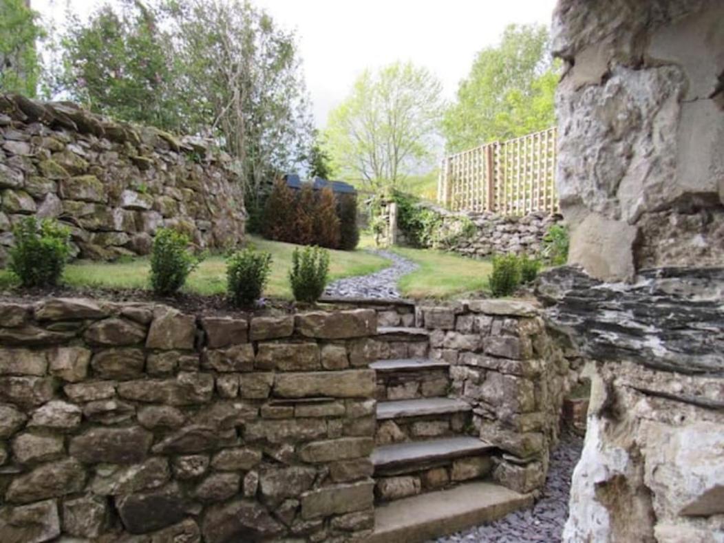 5 Star Cottage On The Green With Log Burner - Dog Friendly Austwick Bagian luar foto